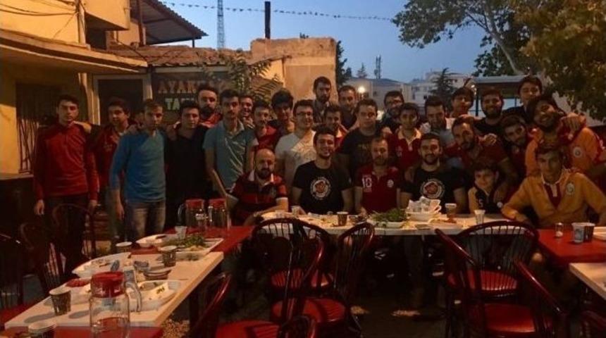 Ultarslan Niğde Taraftar Grubu İftar Sofrasında Buluştu