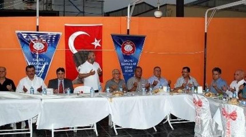 Salihli Bakkallar Odası&rsquo;ndan İftar Programı
