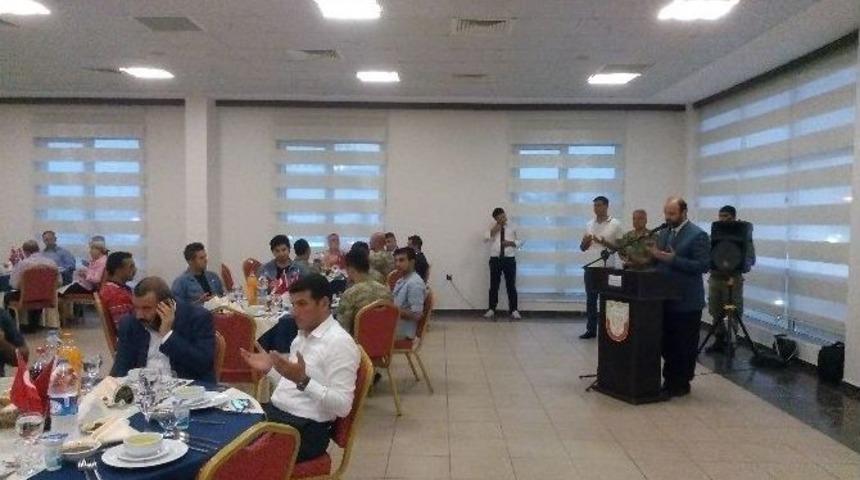 Şehit Aileleri Ve Gaziler Onuruna İftar Yemeği