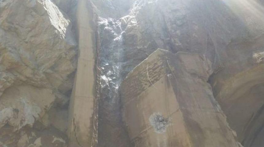 Artvin&rsquo;in Yusufeli İl&ccedil;esi&rsquo;nde Şiddetli Yağış Heyelanlara Neden Oldu