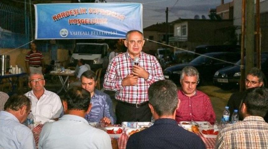 Yahyalı’da Kardeşlik Sofraları Kurulmaya Devam Ediyor