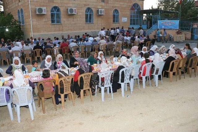 Yahyalı’da Kardeşlik Sofraları Kurulmaya Devam Ediyor