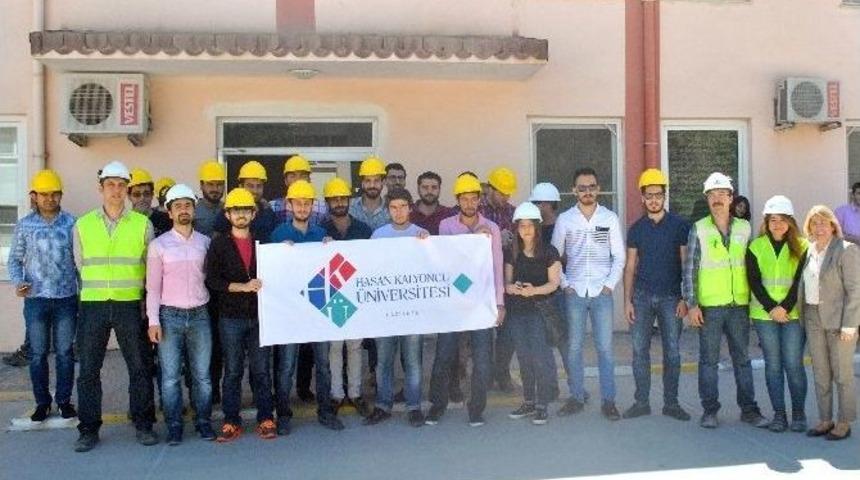 &Ouml;ğrencilere Teorik Bilgilerini Sahada Uygulama Fırsatı