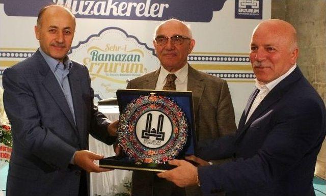 Prof. Dr. Hacımüftüoğlu Ramazan Müzakerelerine Konuk Oldu