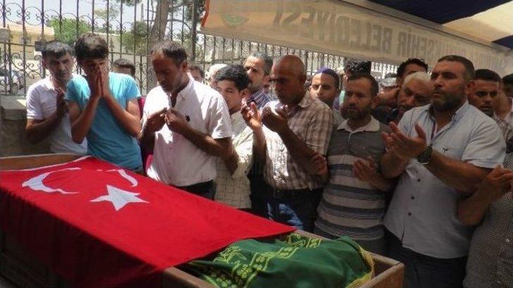 Mardin’deki Patlamada Ölen Tır Sürücüsü Şanlıurfa’da Defnedildi G3