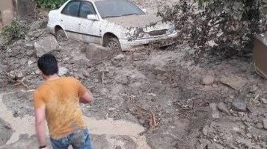 Hakkari Sel B&ouml;lgesinde &Ccedil;alışma Başlatıldı