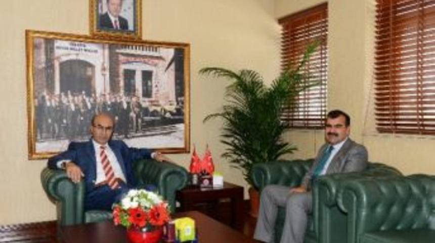 İmamoğlu Belediye Başkanı Adamhasan, Vali Demirtaş&rsquo;ı Ziyaret Etti