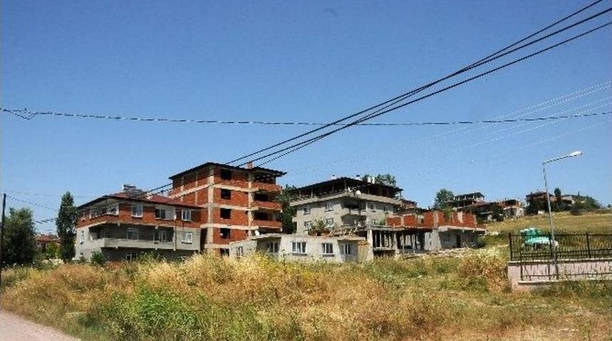 Kız &Ccedil;ocuğunun &Ouml;l&uuml;m&uuml;nde Cinayet Ş&uuml;phesi