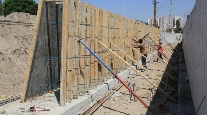 Eğribucak Mahallesi&rsquo;ne Taşkın Koruma Kanalı Ve Korkuluk