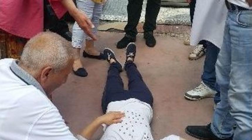 Yolda Y&uuml;r&uuml;rken Baygınlık Ge&ccedil;irdi