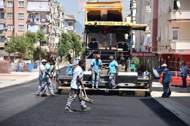 Başkan Yücel Alaiye Caddesi’ndeki Çalışmaları İnceledi