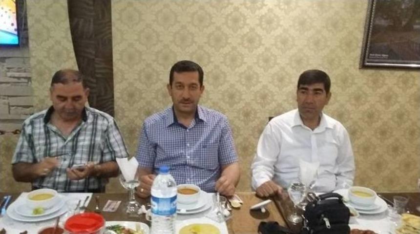 T&uuml;rkav&rsquo;dan İftar Yemeği