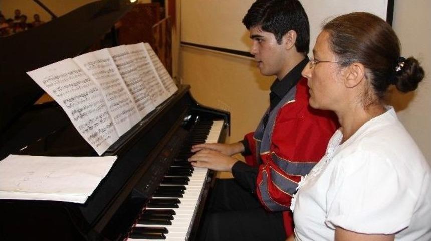 Rekt&ouml;rden &Ouml;ğrencilere Kriptolu Ve Şifreli Diploma