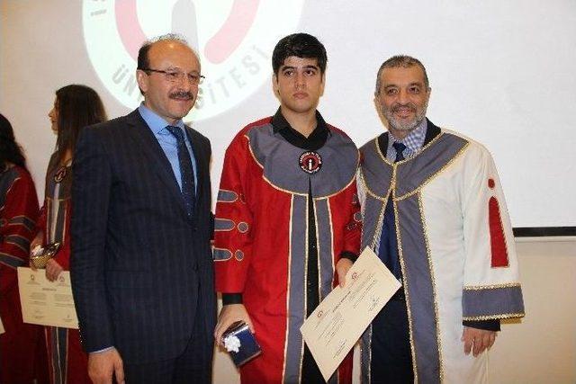 Rektörden Öğrencilere Kriptolu Ve Şifreli Diploma