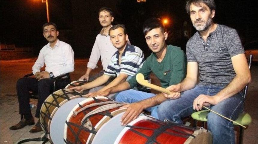 Ramazan Davuluna &rsquo;lys&rsquo; Molası