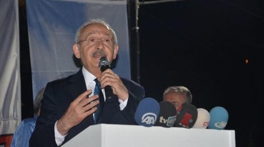 Kılı&ccedil;daroğlu, Kocaeli&rsquo;de İftar Yemeğine Katıldı