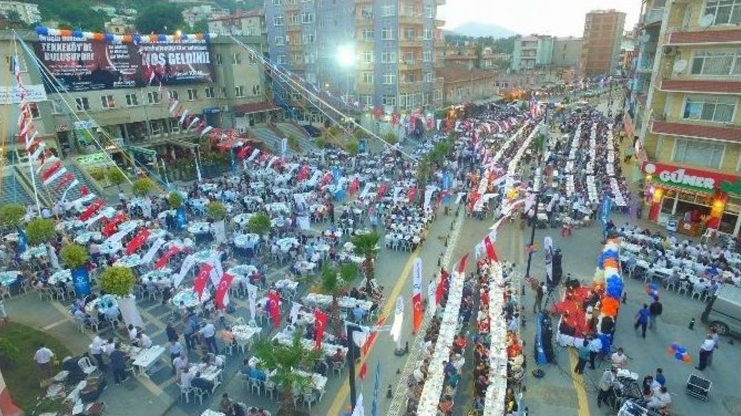 Oru&ccedil;lu G&ouml;n&uuml;ller Tekkek&ouml;y&rsquo;de Buluştu