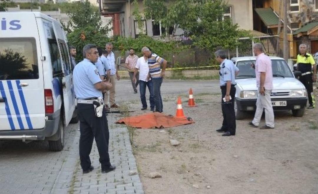 Adana&rsquo;da Yasak Aşk Cinayeti