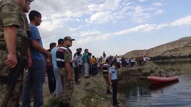 Serinlemek İçin Fırat Nehrine Giren İki Kuzen Boğuldu