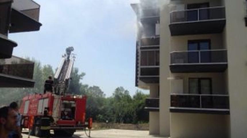 Bartın&rsquo;da Korkutan Ev Yangını