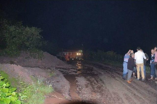 Fatsa’da Sağanak Yağmur Heyelana Yol Açtı