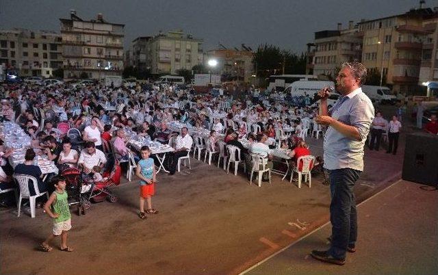 Muratpaşa Belediyesi’nden Etiler’de İftar