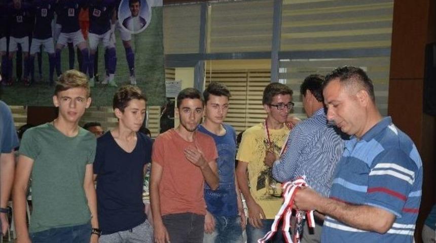 19 Mayıs Spor Kul&uuml;b&uuml; İftar Yemeğinde Buluştu