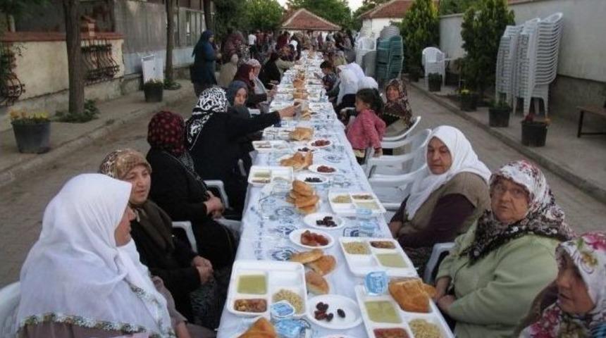 5 Kırsal Mahallede Daha İftar Sevinci Yaşandı