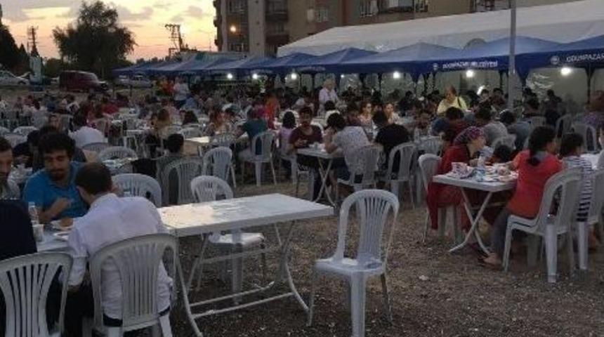 Es Ağrılılar&rsquo;dan Bin 500 Kişiye İftar