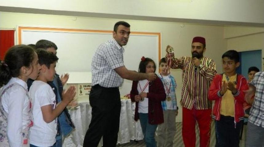 &Ouml;ğrenciler İftarda Buluştu