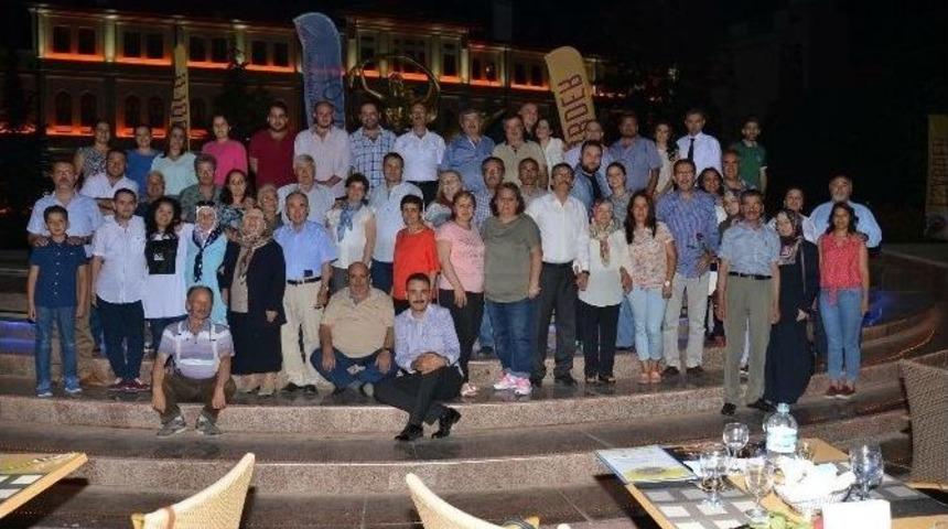 Esabder Ailesi 9. Kez İftarda Bir Araya Geldi