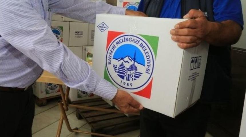 Melikgazi Belediyesi 10 Bin İaşe Paketi Dağıttı