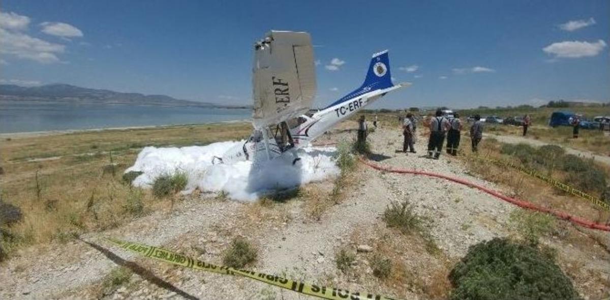 Burdur&rsquo;da Eğitim U&ccedil;ağı Plaja Zorunlu İniş Yaptı