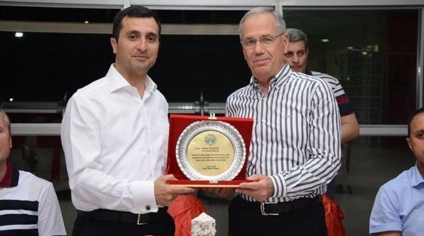 Tayini &Ccedil;ıkan Dinar Garnizon Komutanına Veda Programı Kapsamında İftar Yemeği Verildi