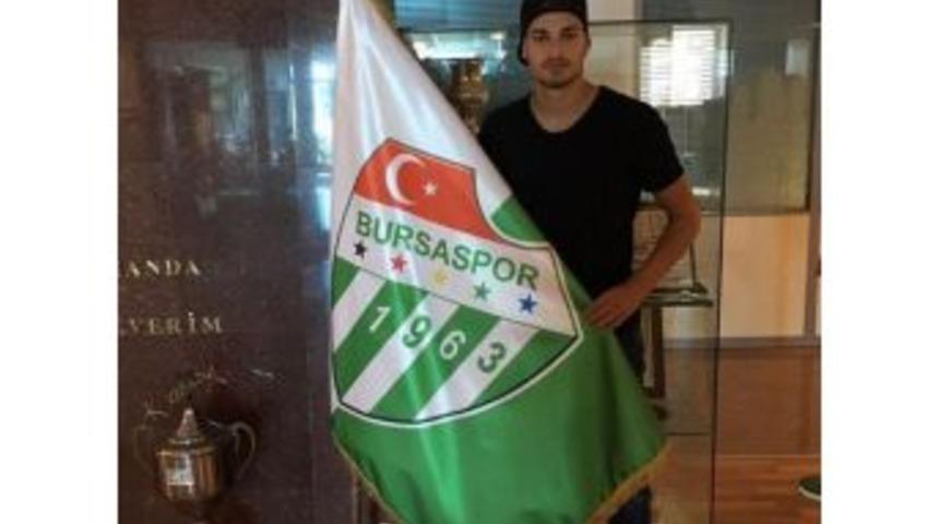 Bursaspor&rsquo;un Yeni Transferi Tesisleri Gezdi