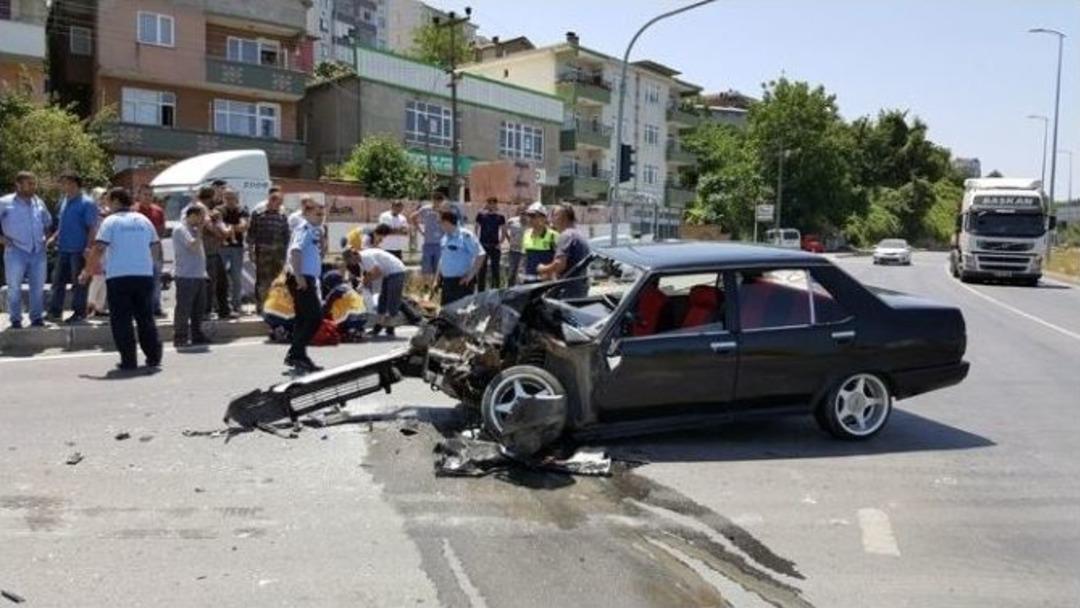 Annesinin Kucağındaki Bebek Kazadan Yara Almadan Kurtuldu