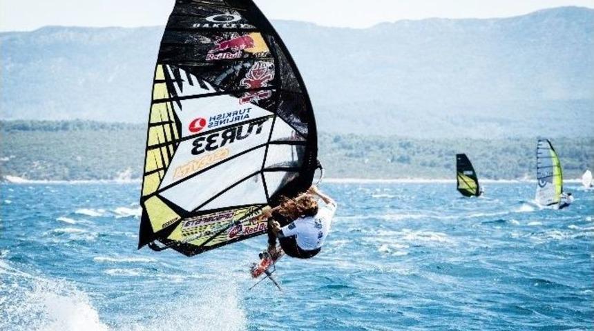 R&uuml;zgarın Kızı Lena&rsquo;dan Bir İlk Daha