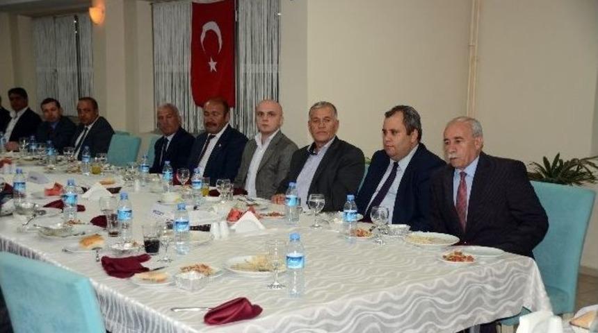 Kaymakam Karaman, Kurum Amirleri Ve Stk&rsquo;larla İftarda Buluştu