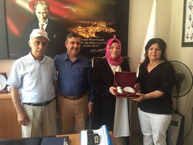 Milletvekili Maviş Kızılay&rsquo;ı Ziyaret Etti 1