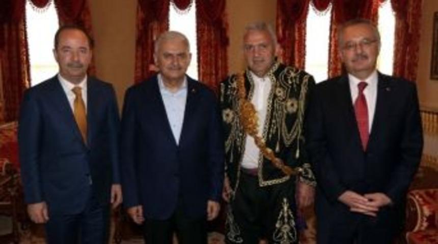 Başbakan Yıldırım Kırkpınar Heyetini Kabul Etti