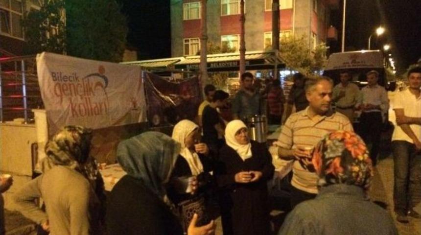 Bayırköy’de Çaylar Ak Gençlerden