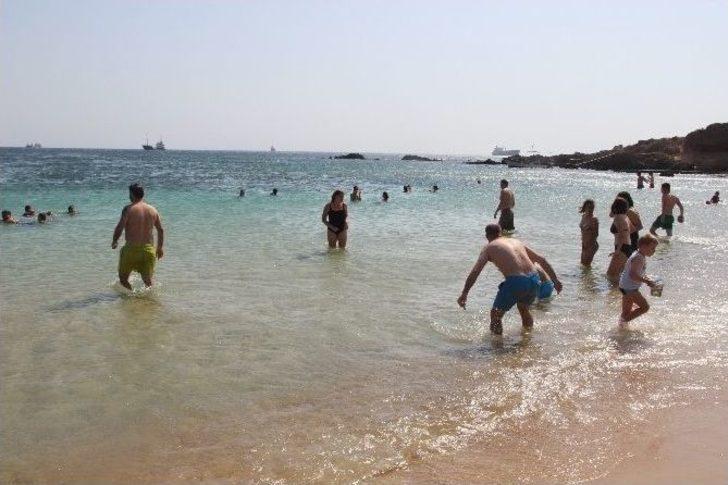 Bozcaada Plajları Doldu Taştı G5