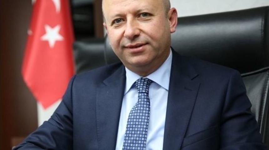 Başkan &Ccedil;olakbayrakdar, S&uuml;r&uuml;c&uuml;leri Ve Vatandaşları Uyardı