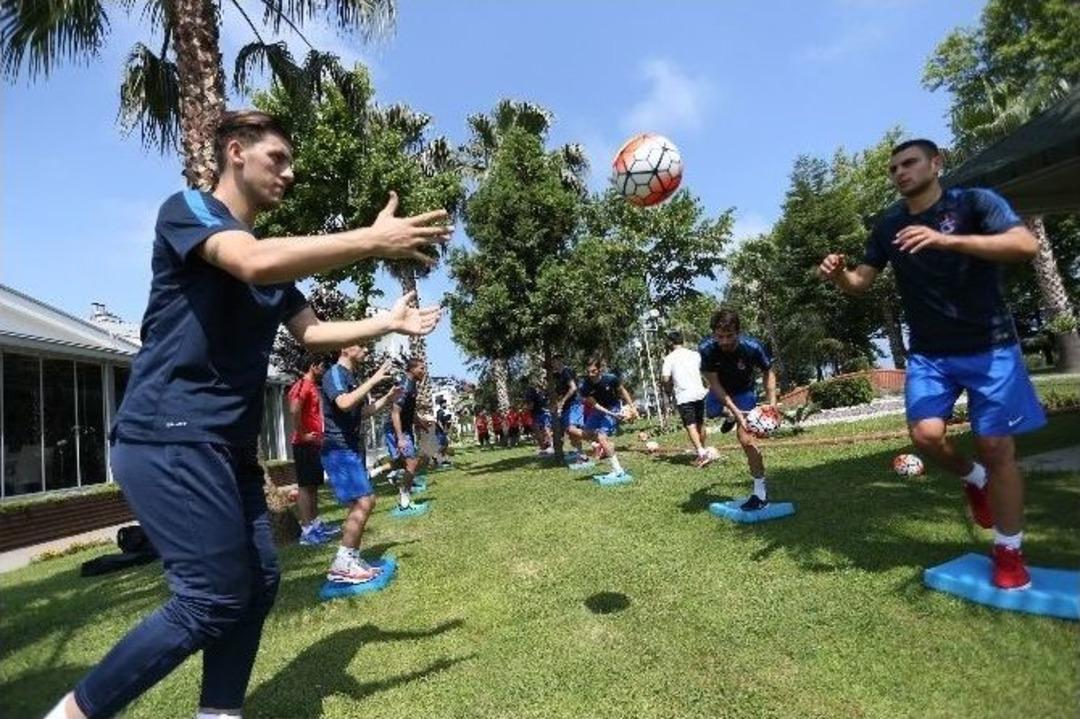 Trabzonspor Yeni Sezon Hazırlıkları S&uuml;rd&uuml;r&uuml;yor
