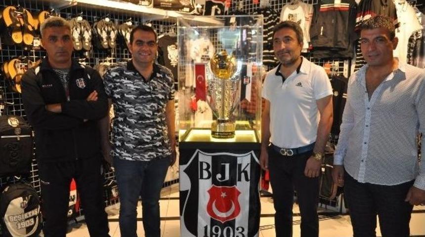 Beşiktaş&rsquo;ın Şampiyonluk Kupası Kayseri&rsquo;de