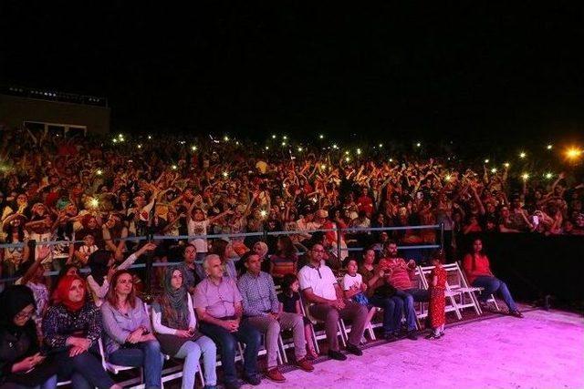 Mustafa Ceceli’den Sakaryalılara Unutulmaz Konser