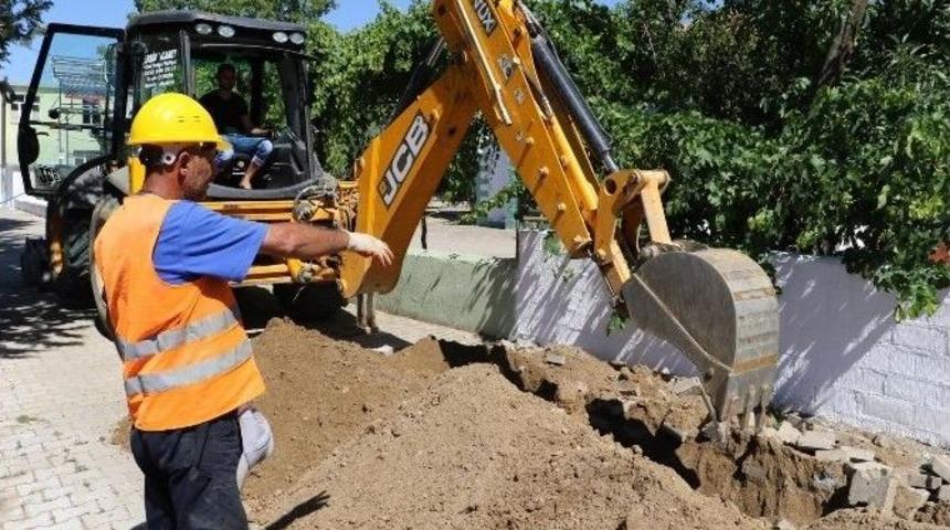 Manisa’da 114 Mahallenin Alt Yapısı Yenilenecek