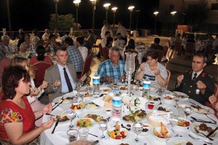 Kaymakamlık’tan Şehit Ailelerine İftar G2