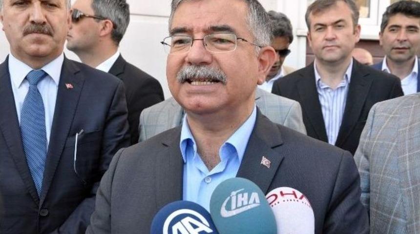 Milli Eğitim Bakanı Yılmaz: "ter&ouml;ristler 100&rsquo;&uuml;n &Uuml;zerinde Okulumuza Zarar Verdi"