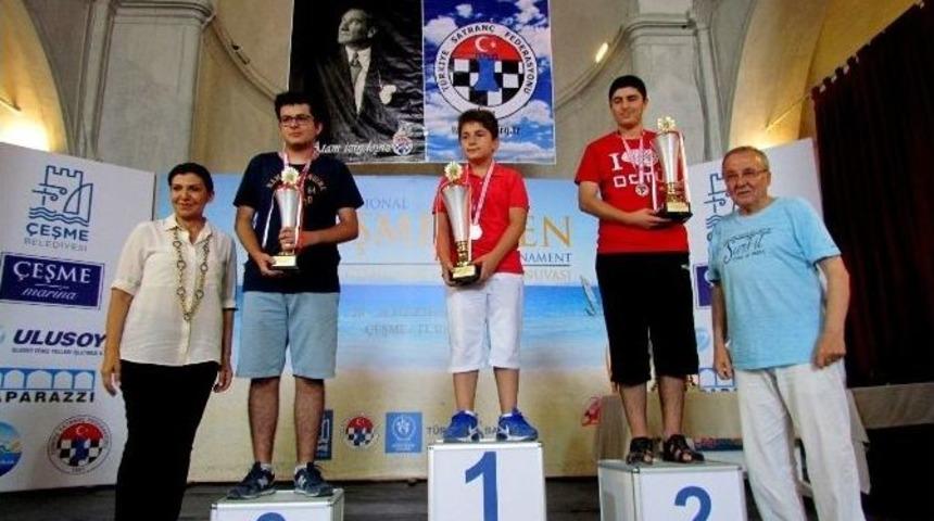 Uluslararası &Ccedil;eşme A&ccedil;ık Satran&ccedil; Turnuvası&rsquo;nı Vladimir Baklan Kazandı